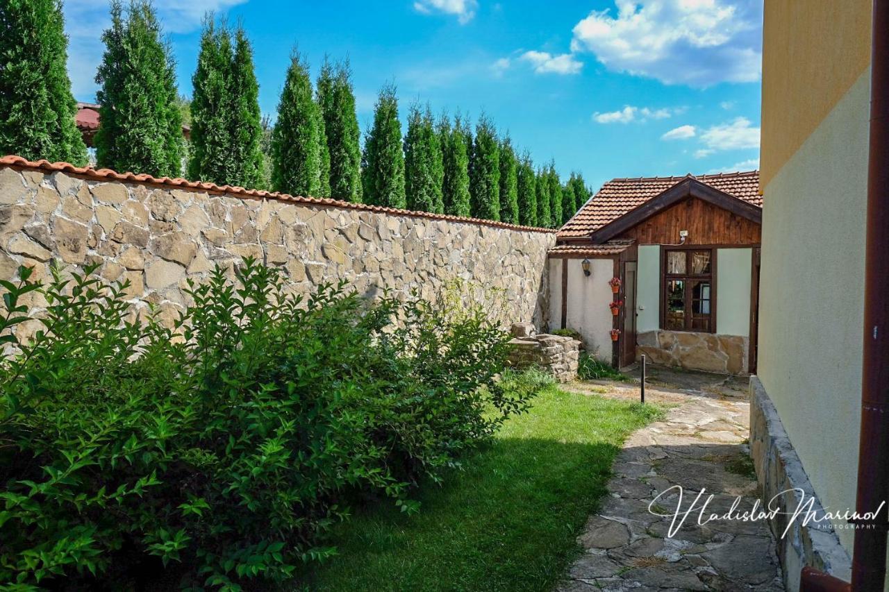 Bachvarovi Villas Tryavna Ngoại thất bức ảnh